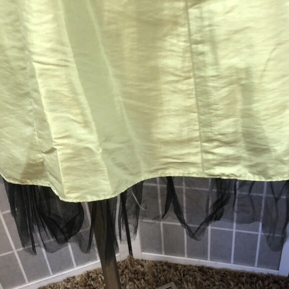 Niki Livas,Woman,Dress Formal Cocktail,Green Lemon, size 12,rhinestone `n lace.! - Picture 9 of 14